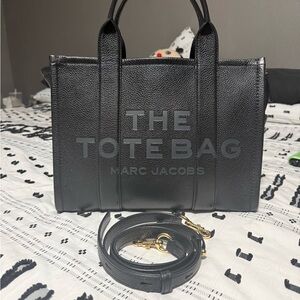 Marc Jacobs The Tote Bag